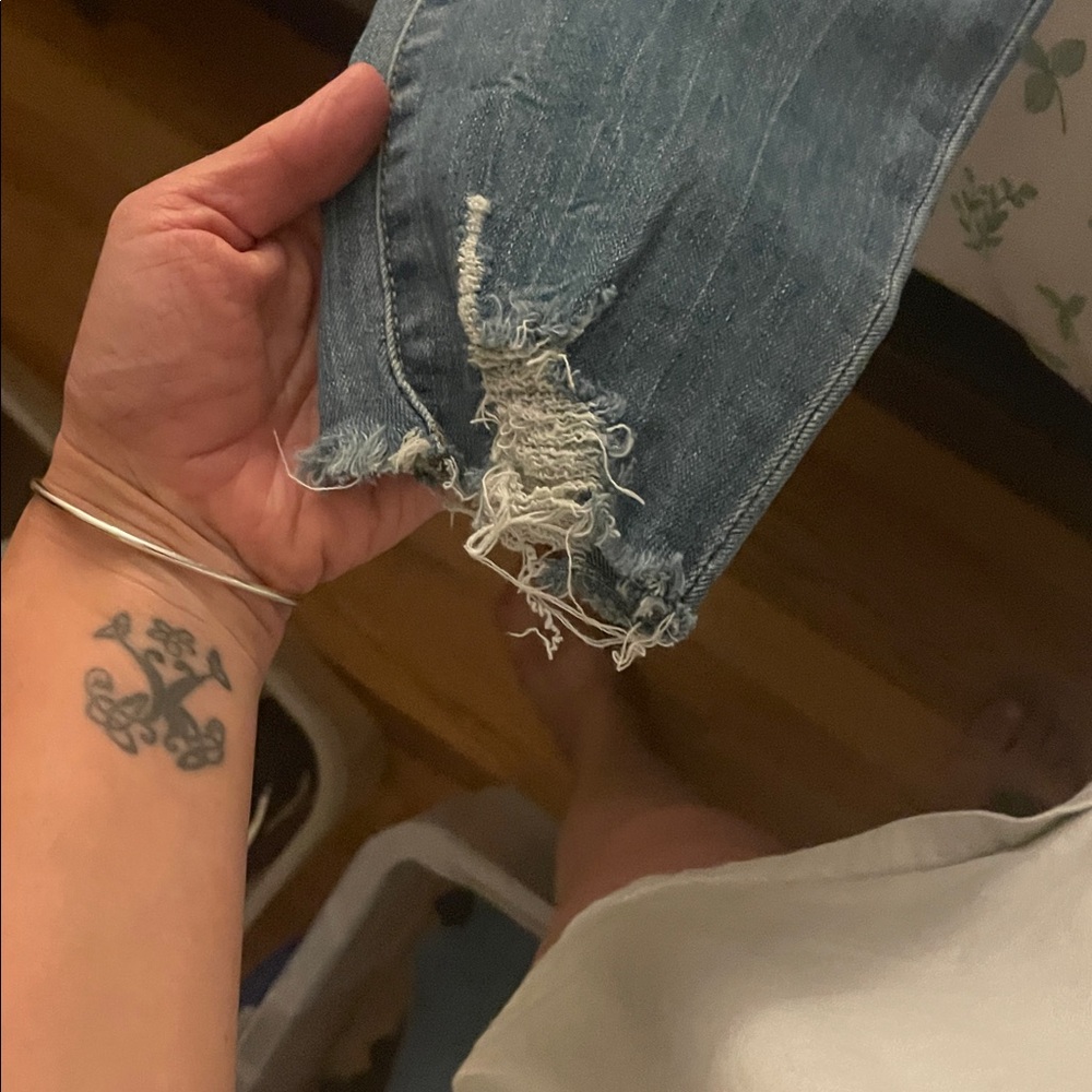 Curvy Skinny Jeans - Picture 6 of 8